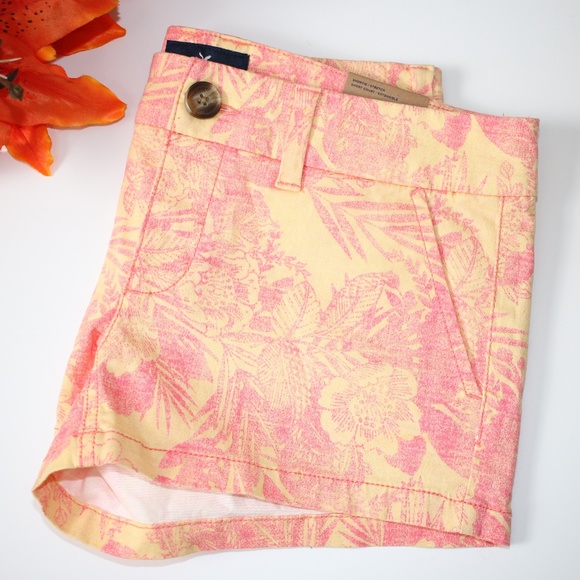 American Eagle Outfitters Pants - 🆕American Eagle Low-Rise Stretch Shorts NWT